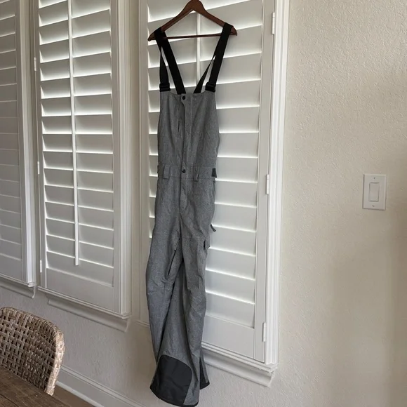 The North Face Men’s Small Freedom ski and snowboard bib - Picture 9 of 13